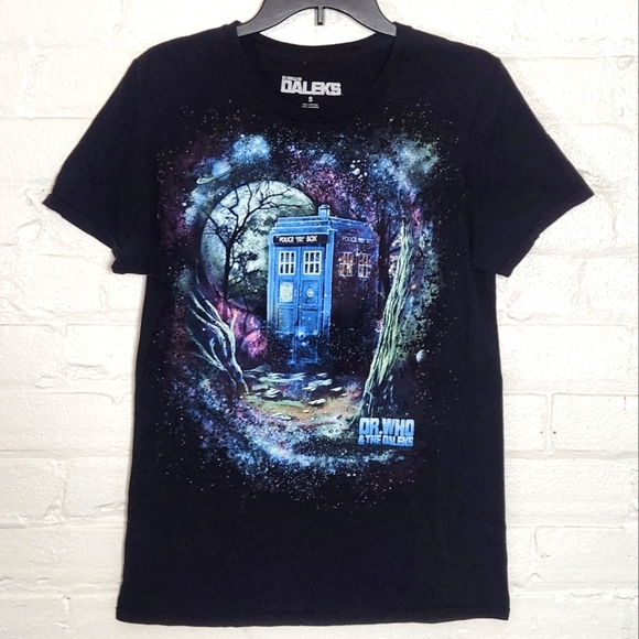 Doctor Who Graphic T-Shirt - Picture 1 of 3